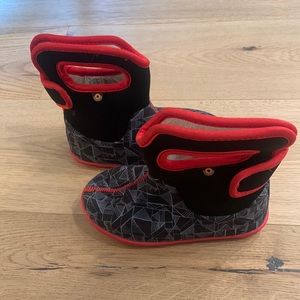 Baby Bogs boots - Size 9 toddler